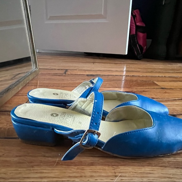 Blue Mule - Picture 2 of 3